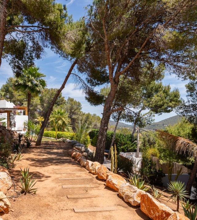 Resa Estates Ibiza for sale villa sea views koop garden 2.jpg